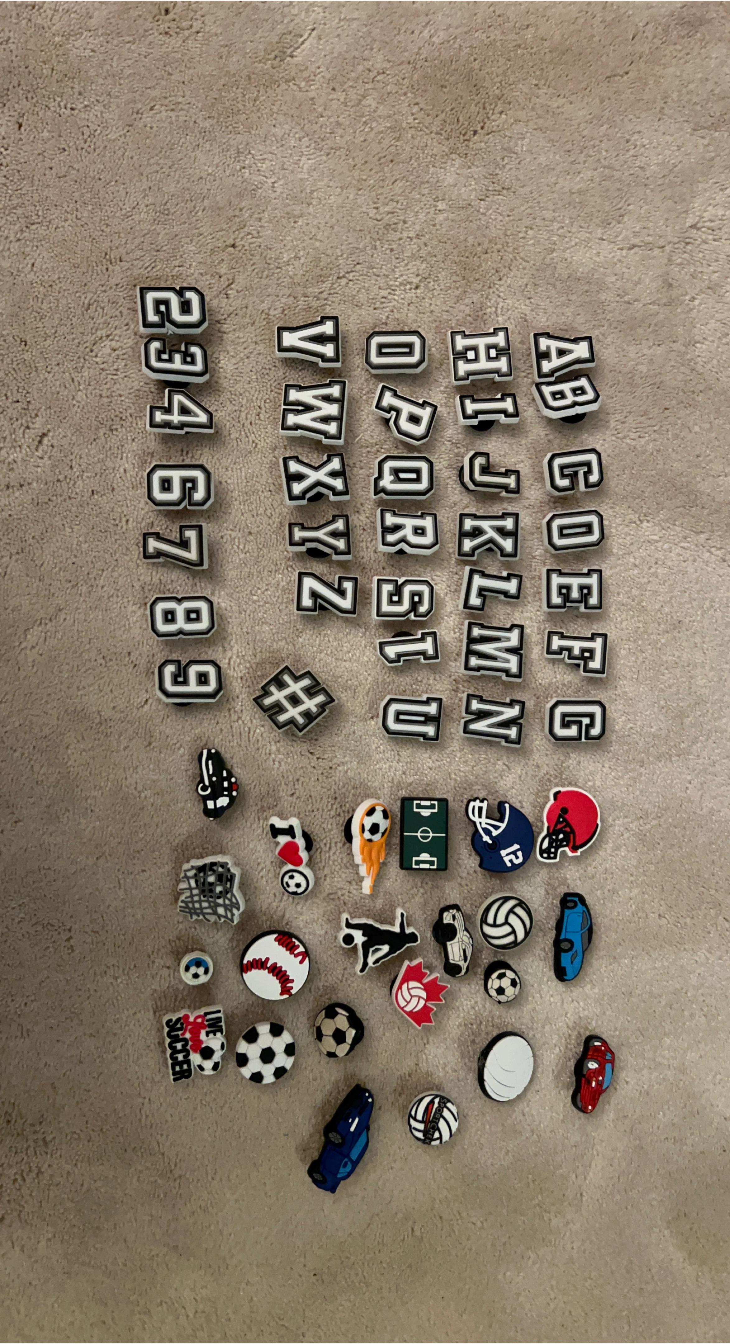 Crocs Jibbitz Charms - Sports & Letters image indicator(1)