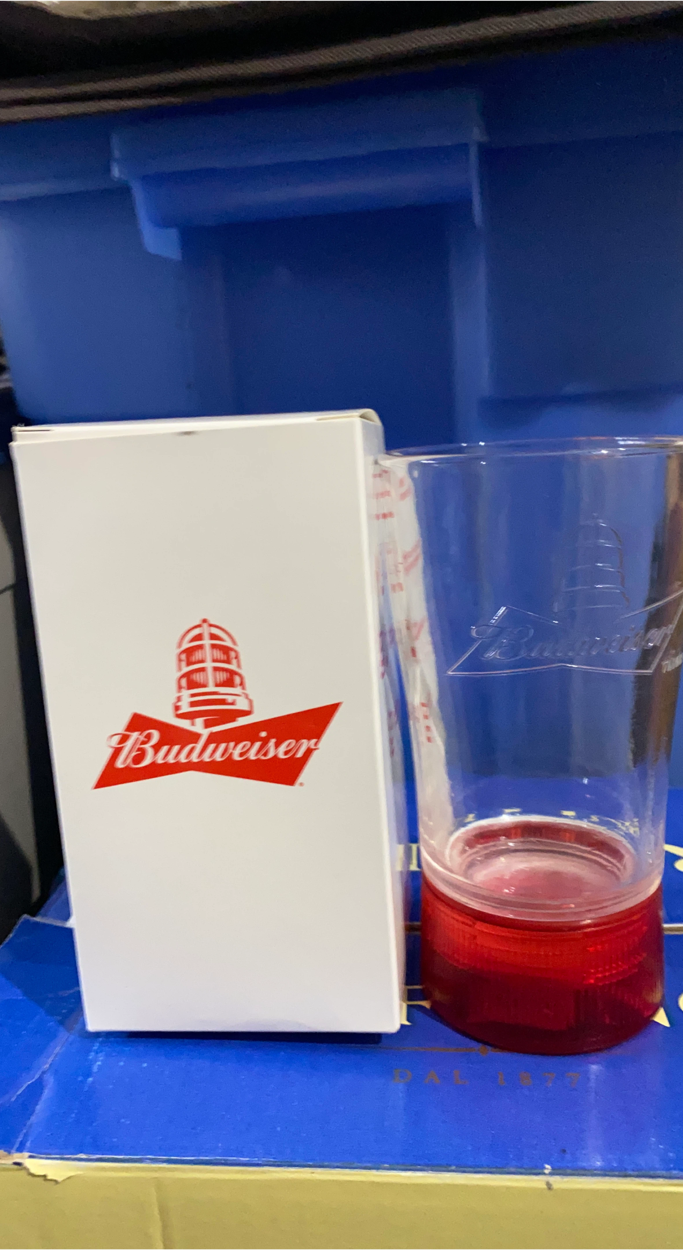 Budweiser Red Light Glass 467g/414ml