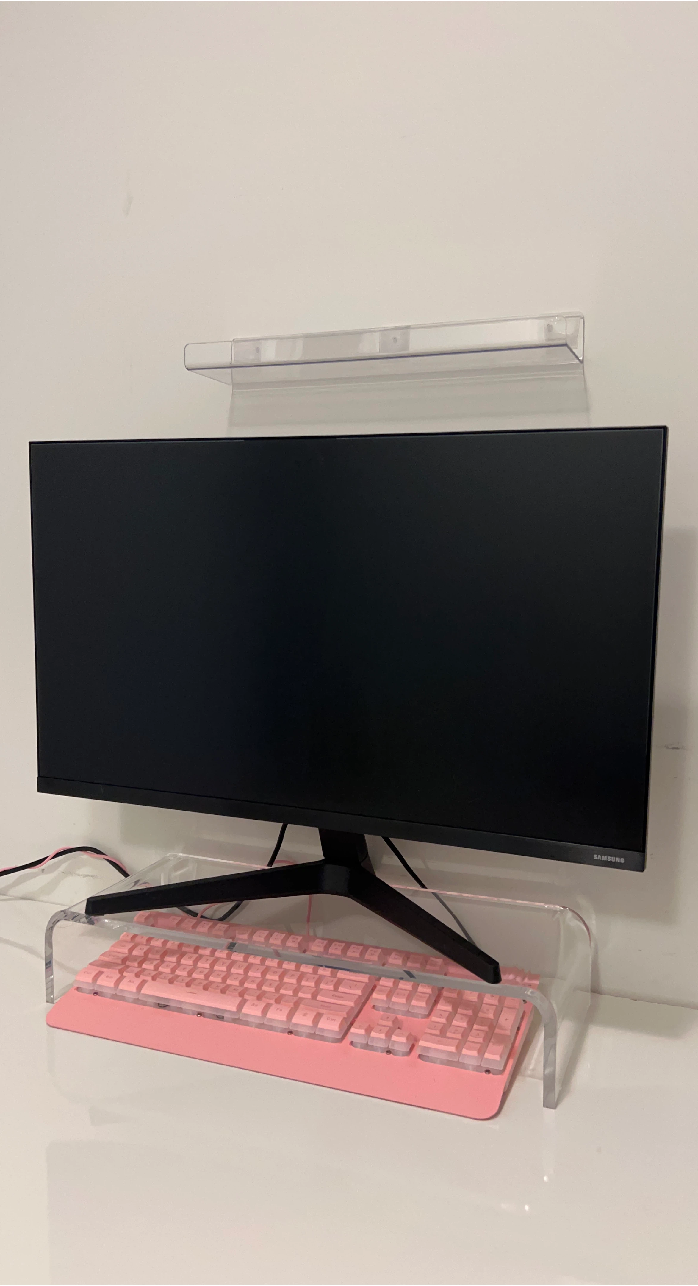27” Samsung Monitor