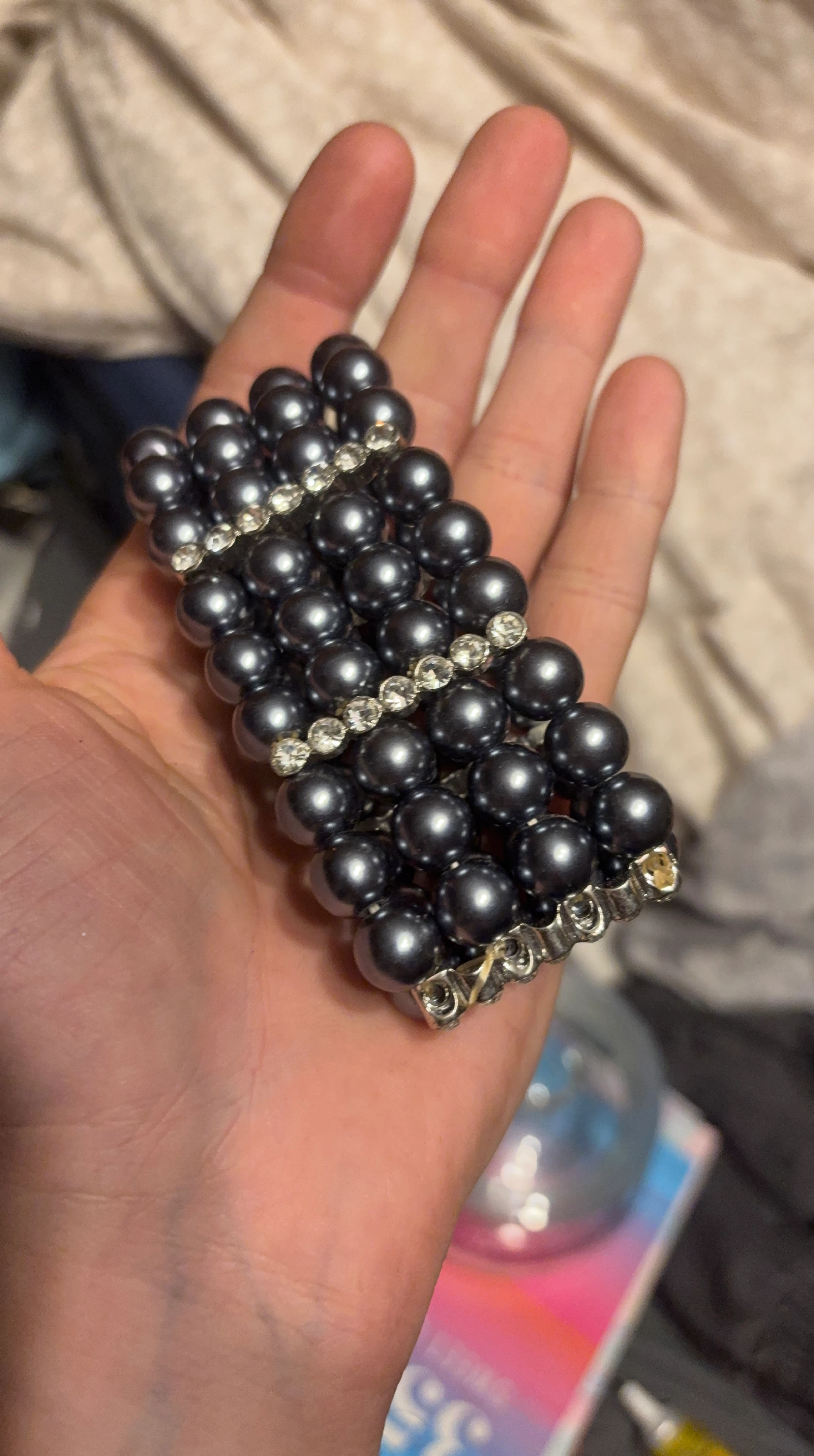 Black Pearl Bracelet with Rhinestones
