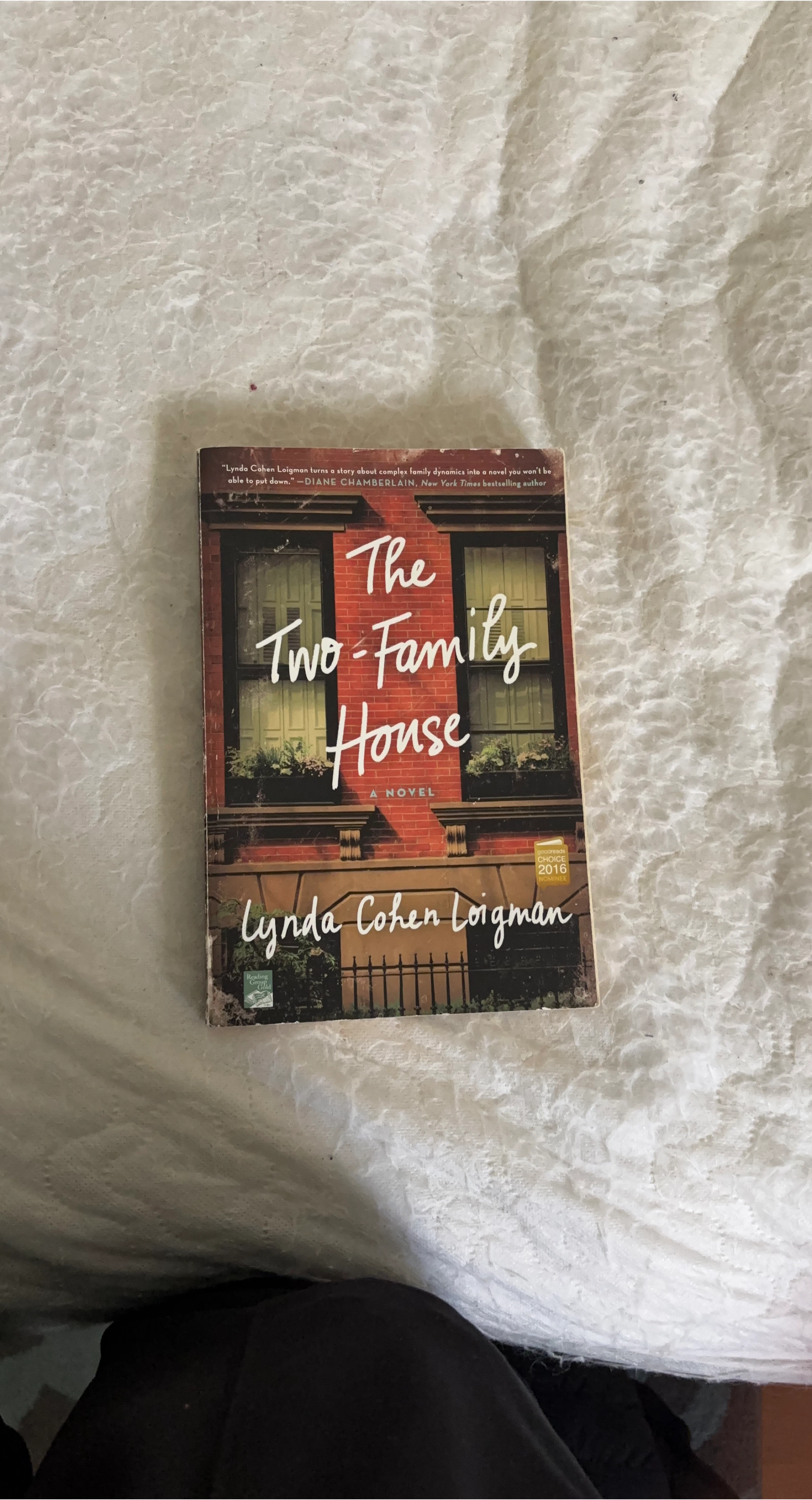 The Two-Family House - Lynda Cohen Loigman