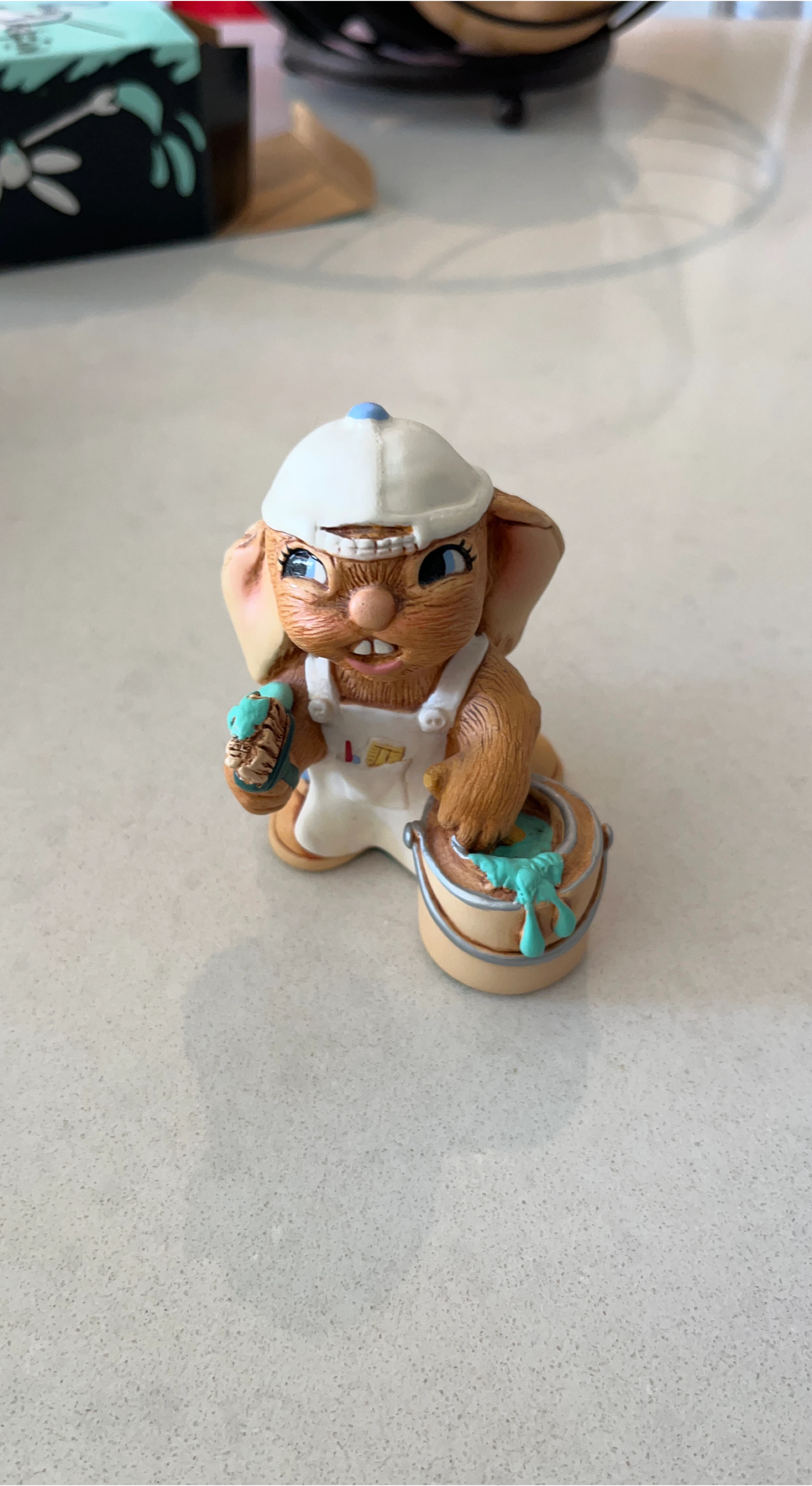 PenDelfin Hand Painted Stonecraft Figurine