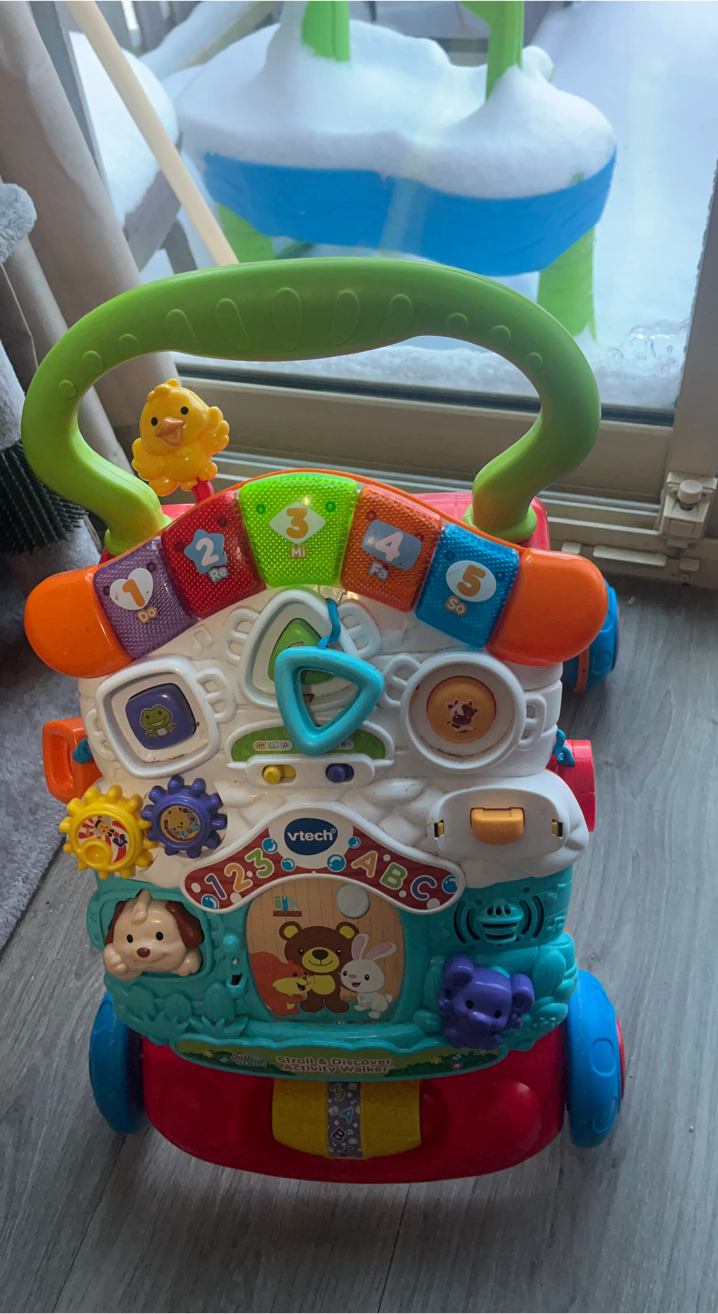 VTech Stroll & Discover Activity Walker