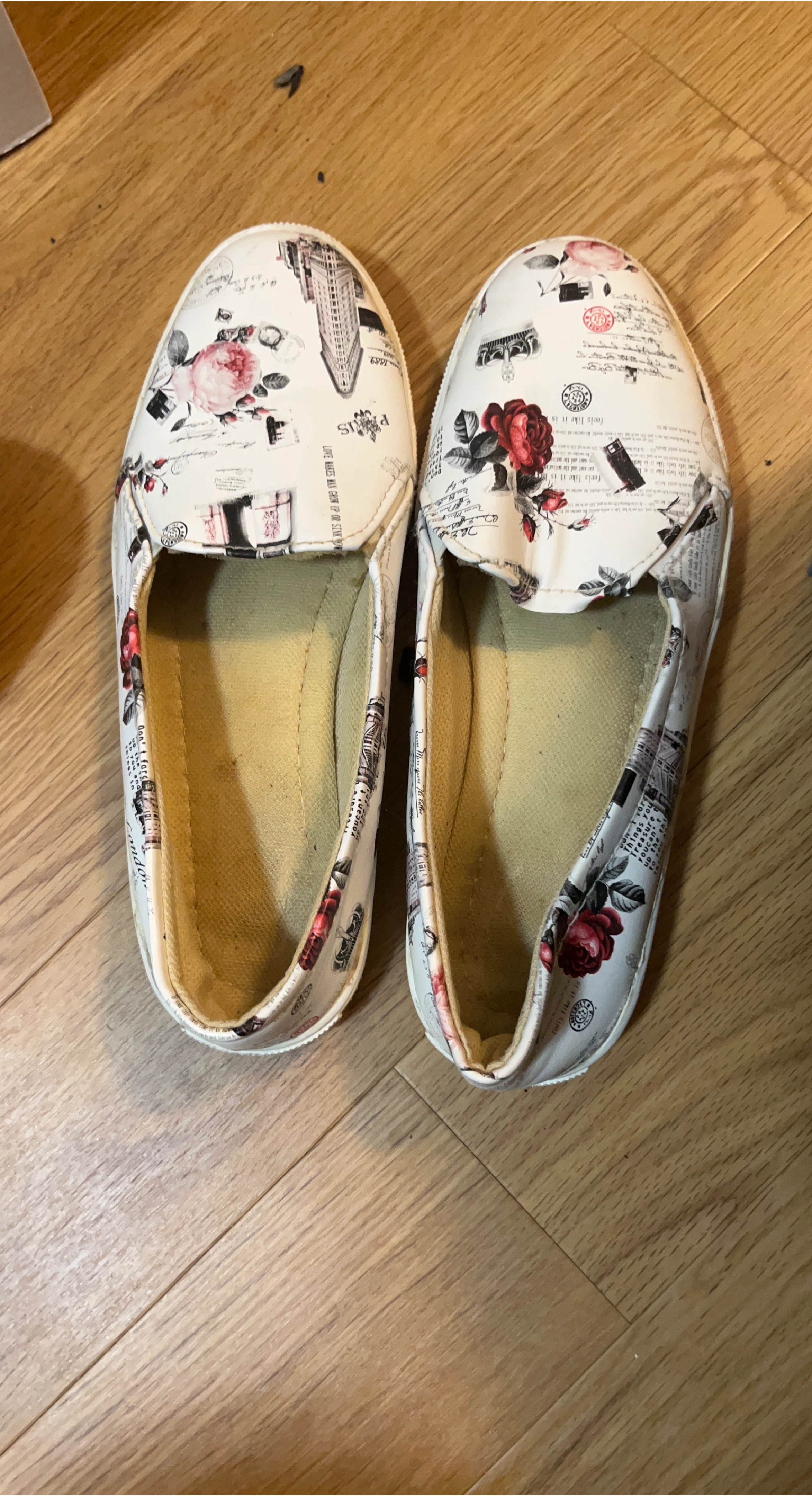 Floral Print Slip-on Shoes