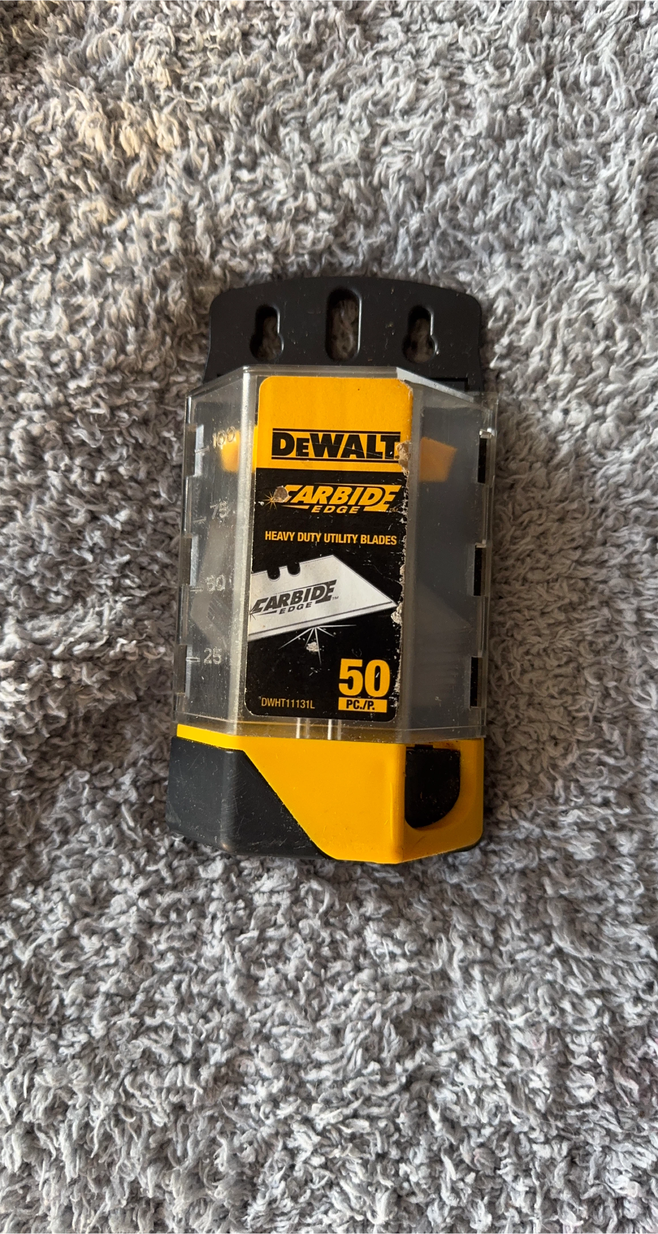DeWalt Carbide Edge Utility Blades - 50 Pack