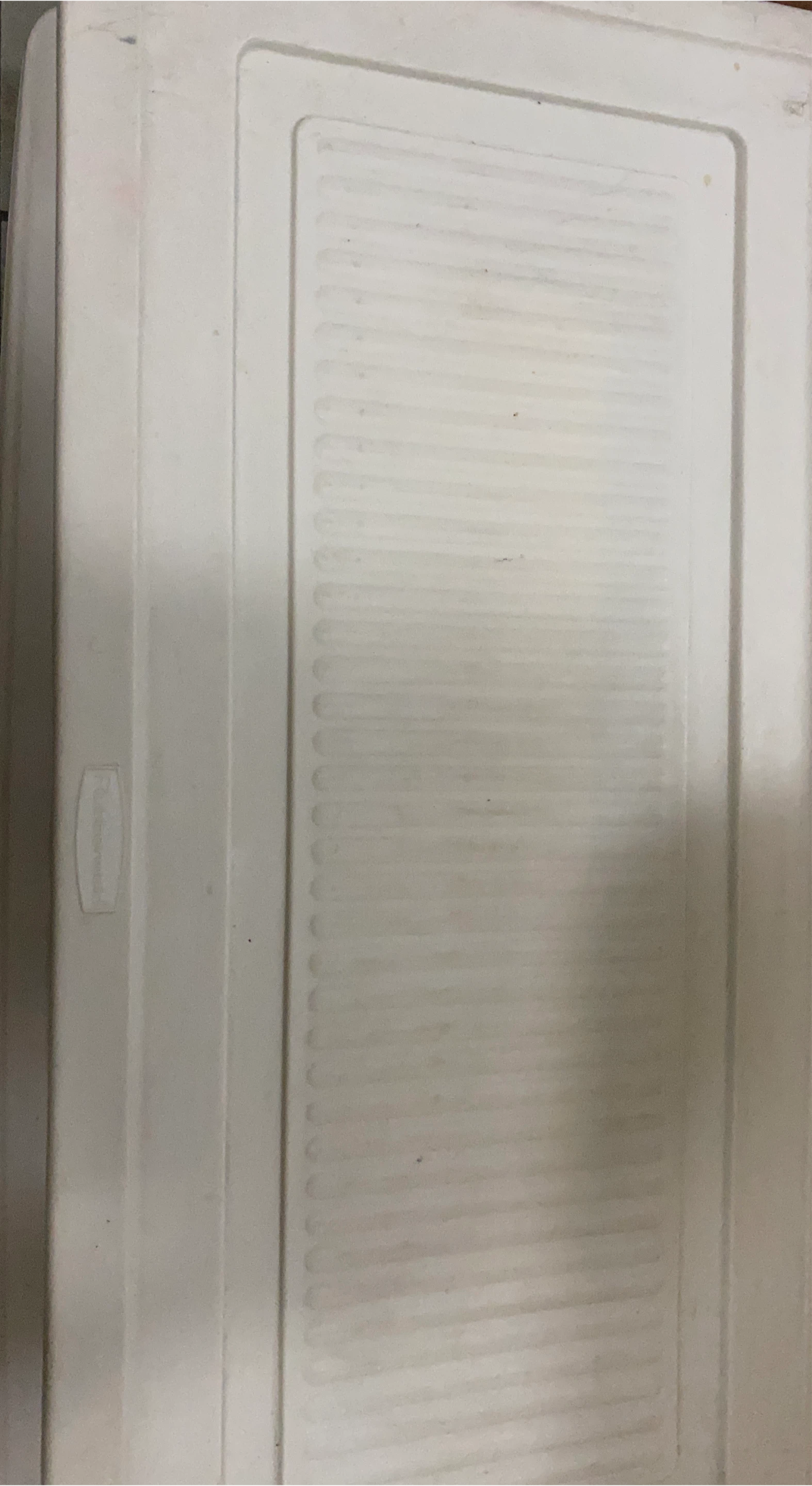 Rubbermaid White Storage Container