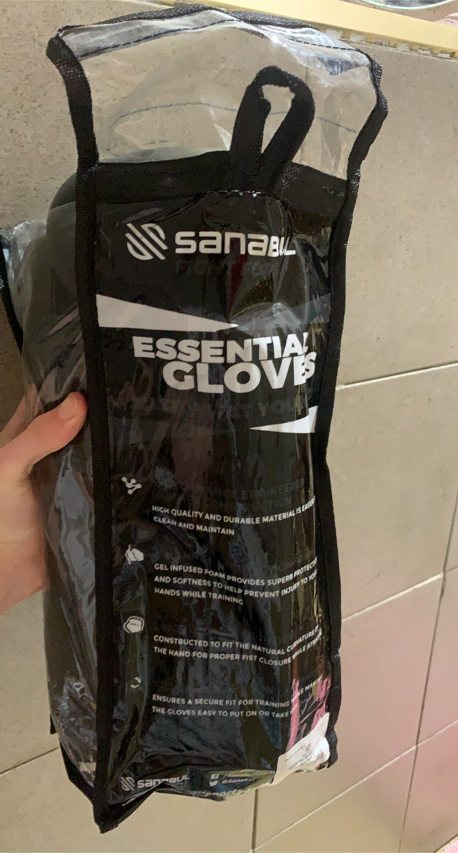 Sanabul Essential Black Boxing Gloves