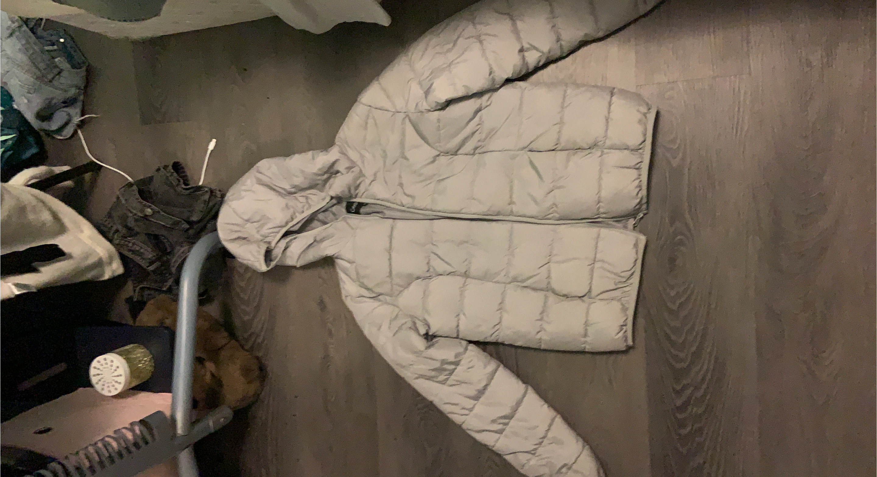 George Puffer Jacket - Size M/M