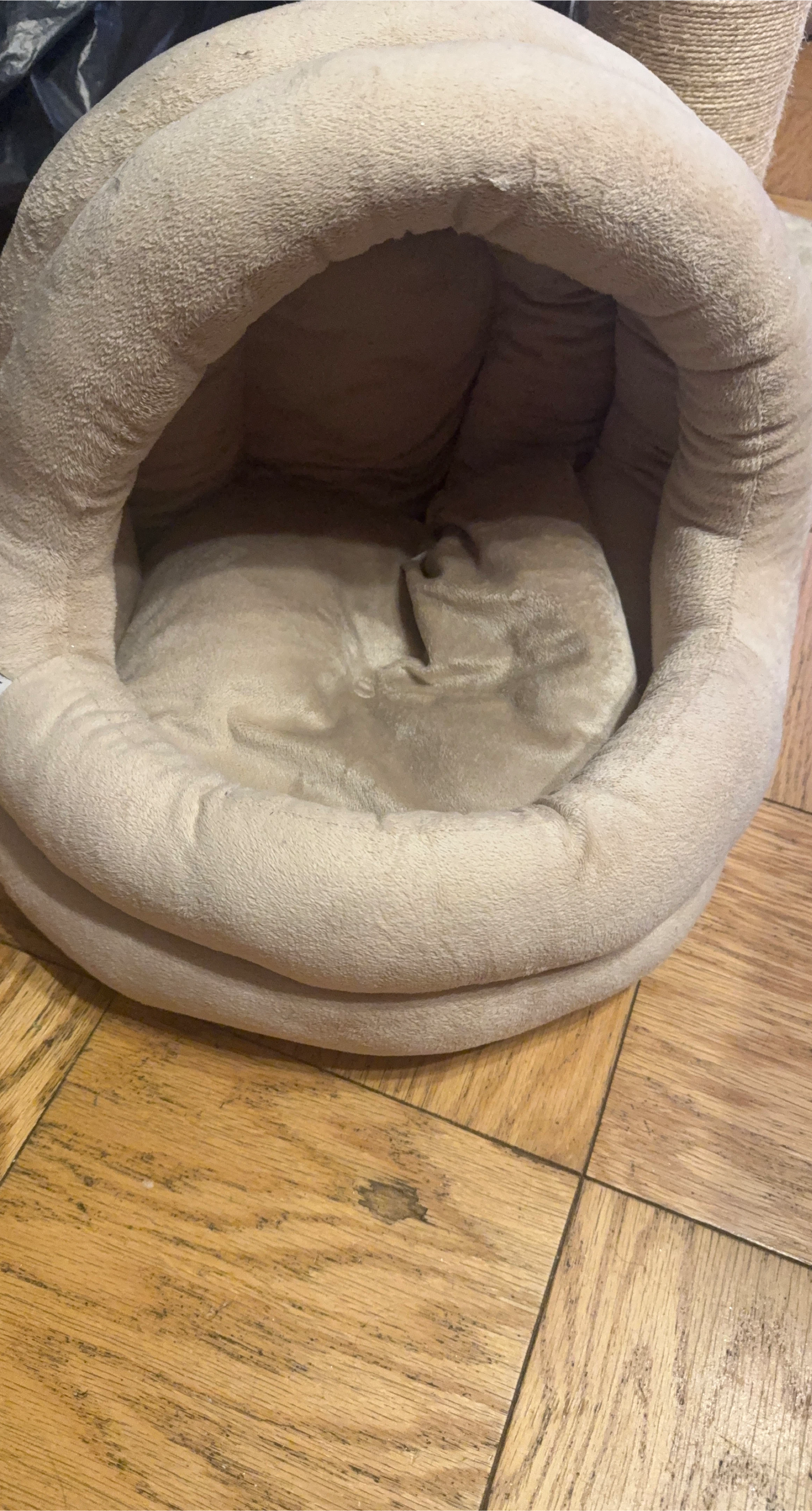 Western Home Beige Pet Bed