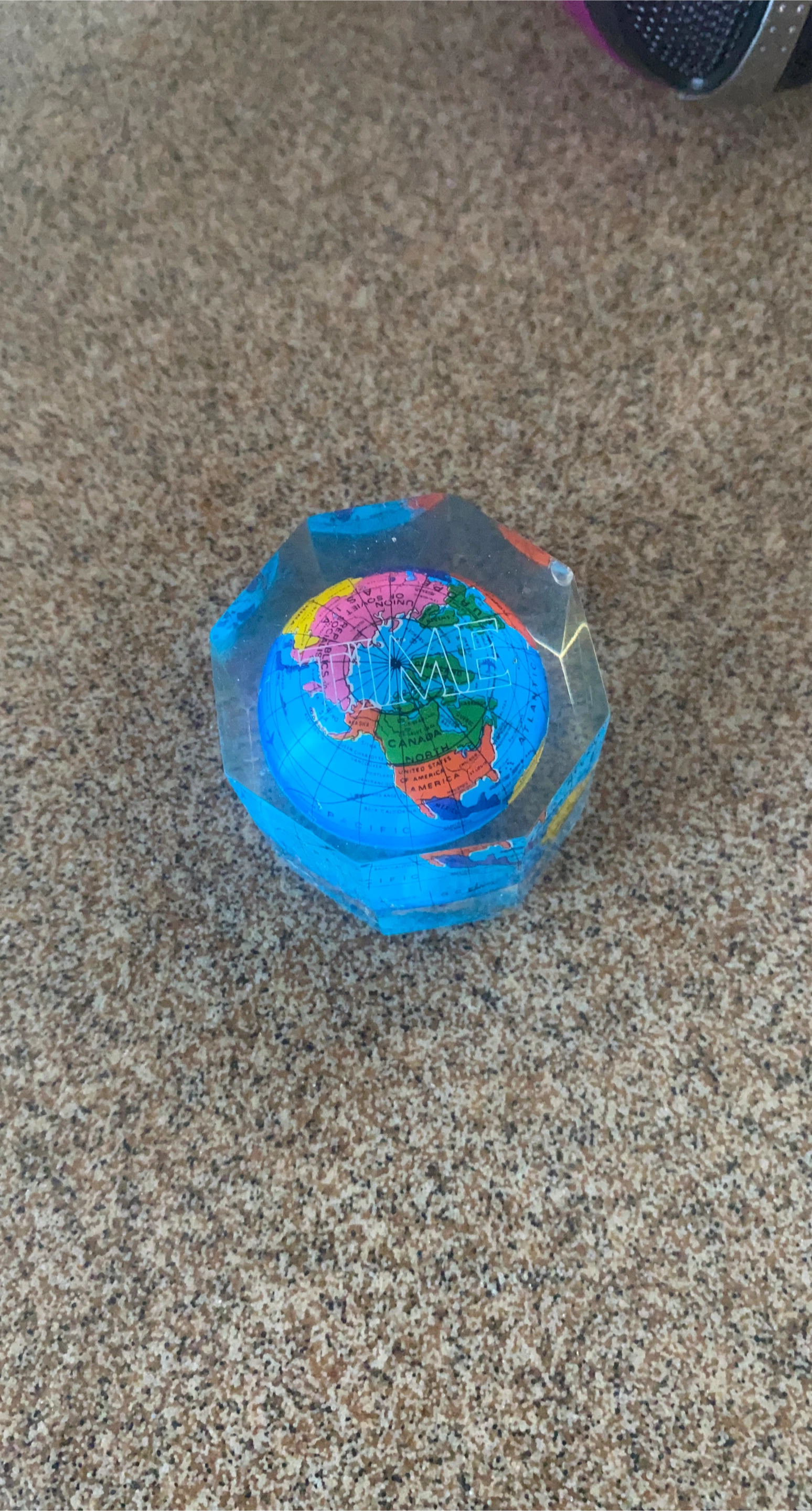 Time magazine Resin Globe Decoration image indicator(1)