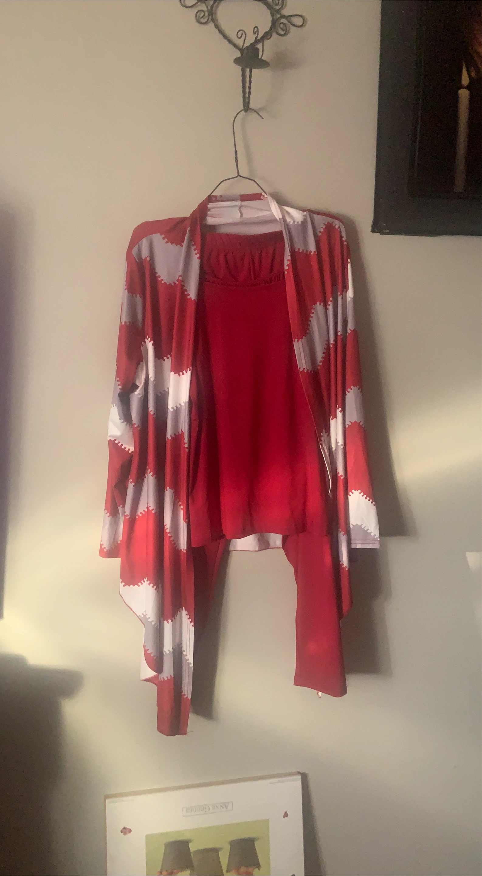 Red & White Lounge Set - Size Unknown