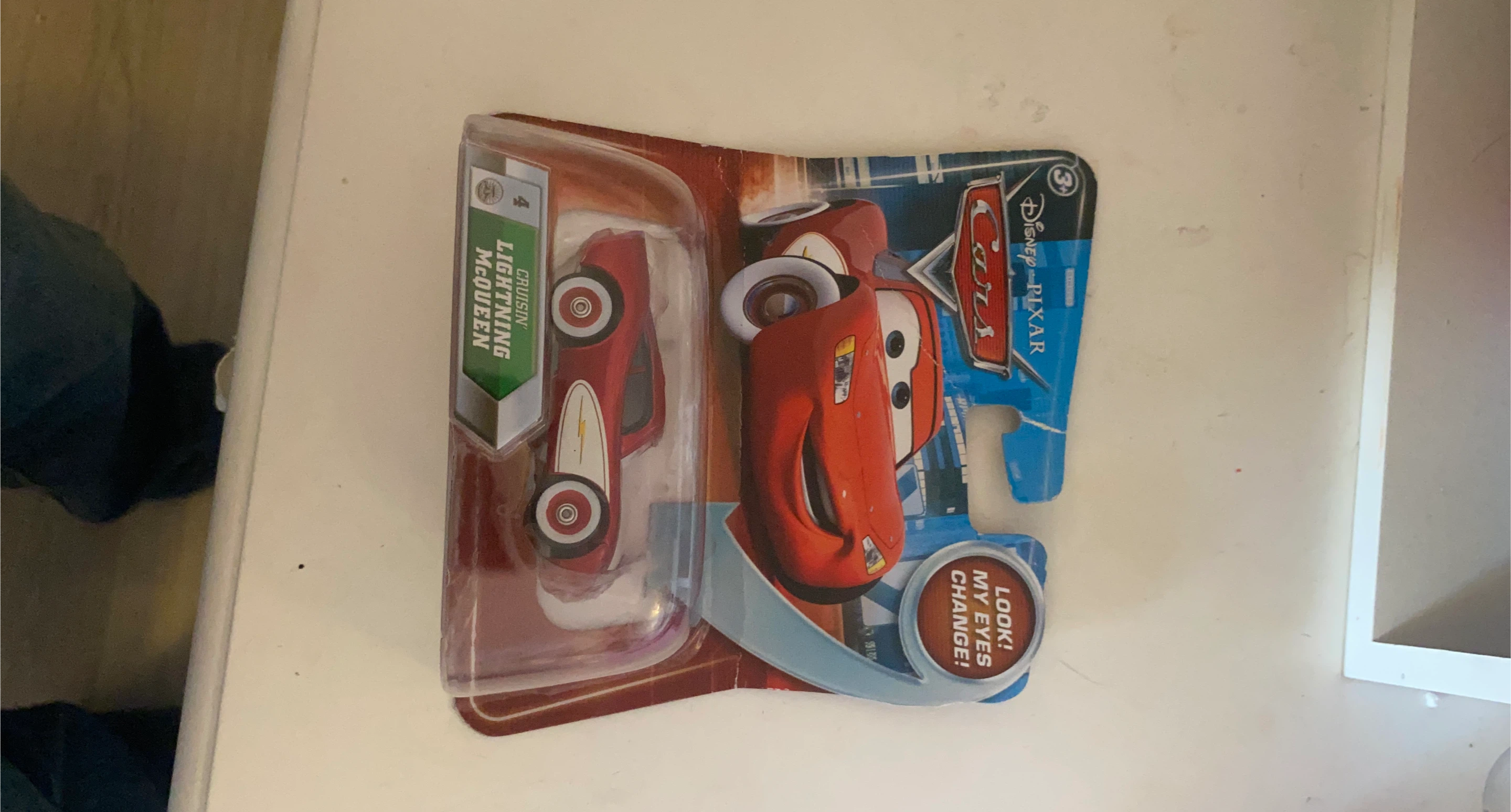 Disney Pixar Cars Lightning McQueen Diecast Car