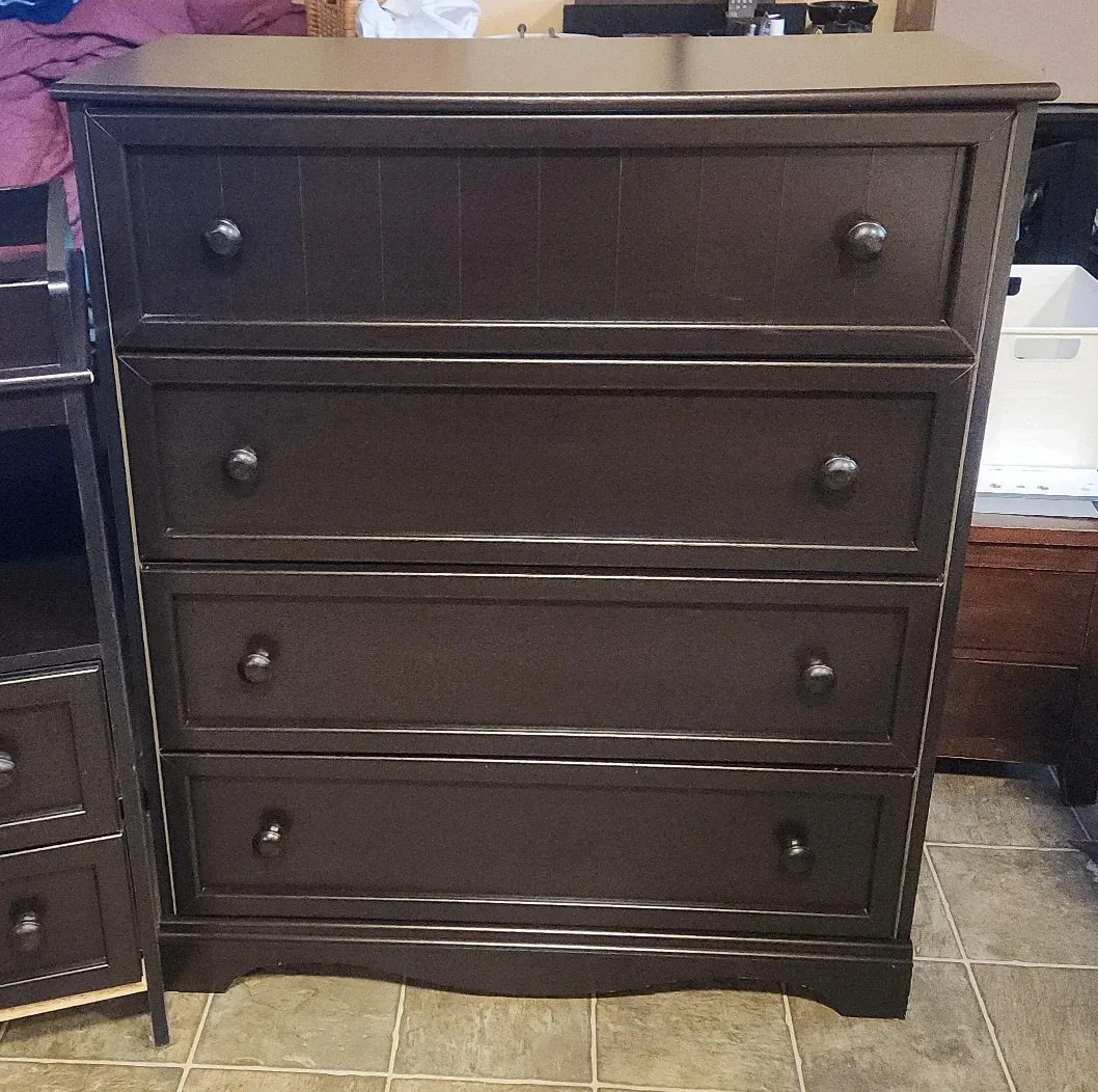Dark Brown 4-Drawer Dresser