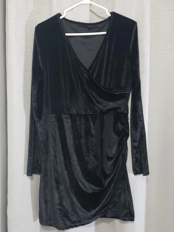 Black Velvet Dress - NEW size M