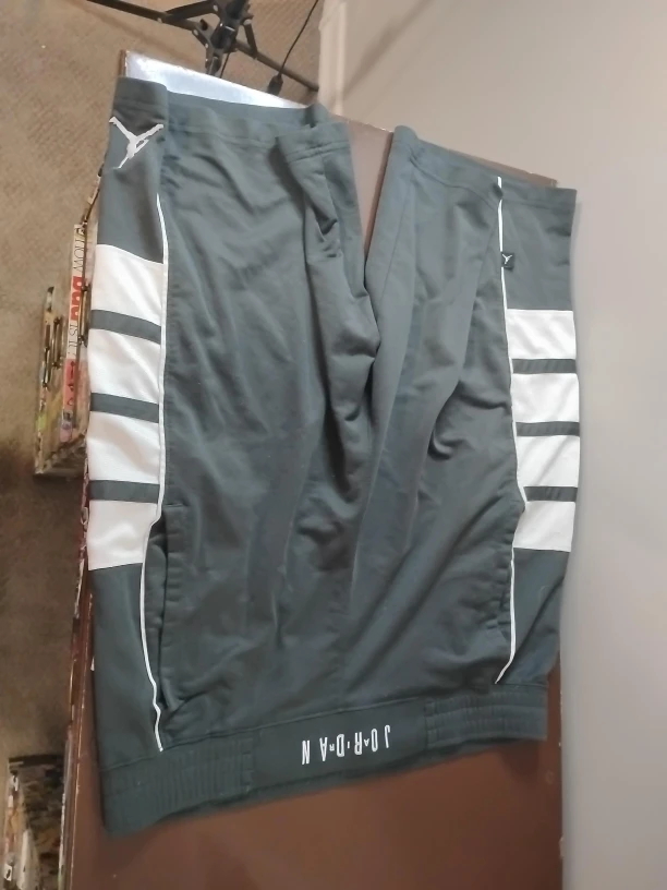 Jordan Dri-FIT Pants - Size M