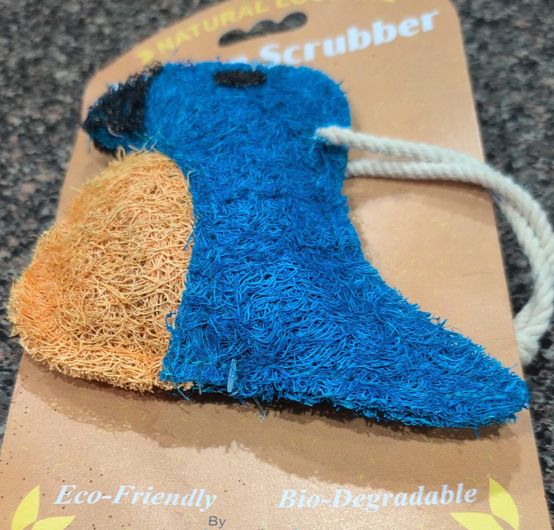 Natural Loofah Scrubber - Eco-Friendly