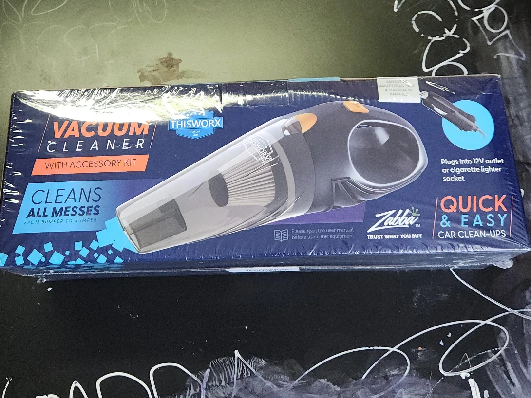 THISWORX Vacuum Cleaner with Accessory Kit - New