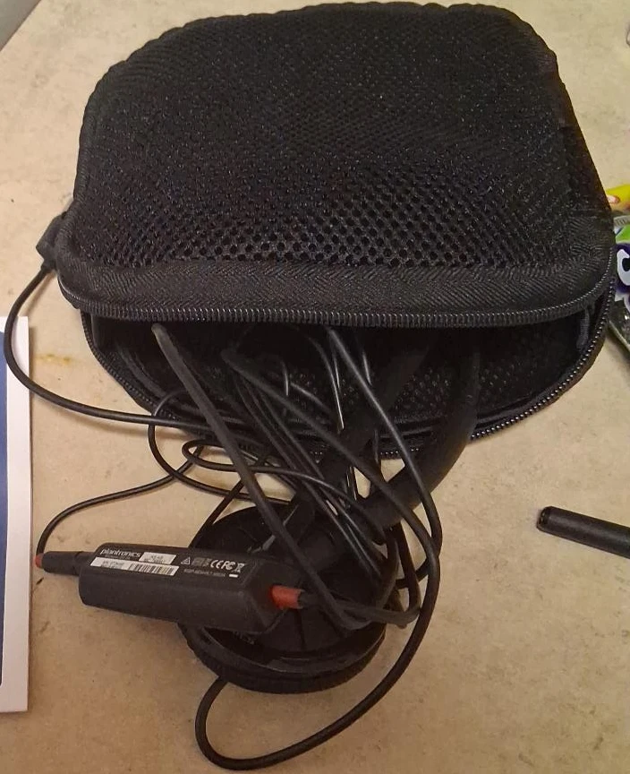 Plantronics Headset with Case thumbnail