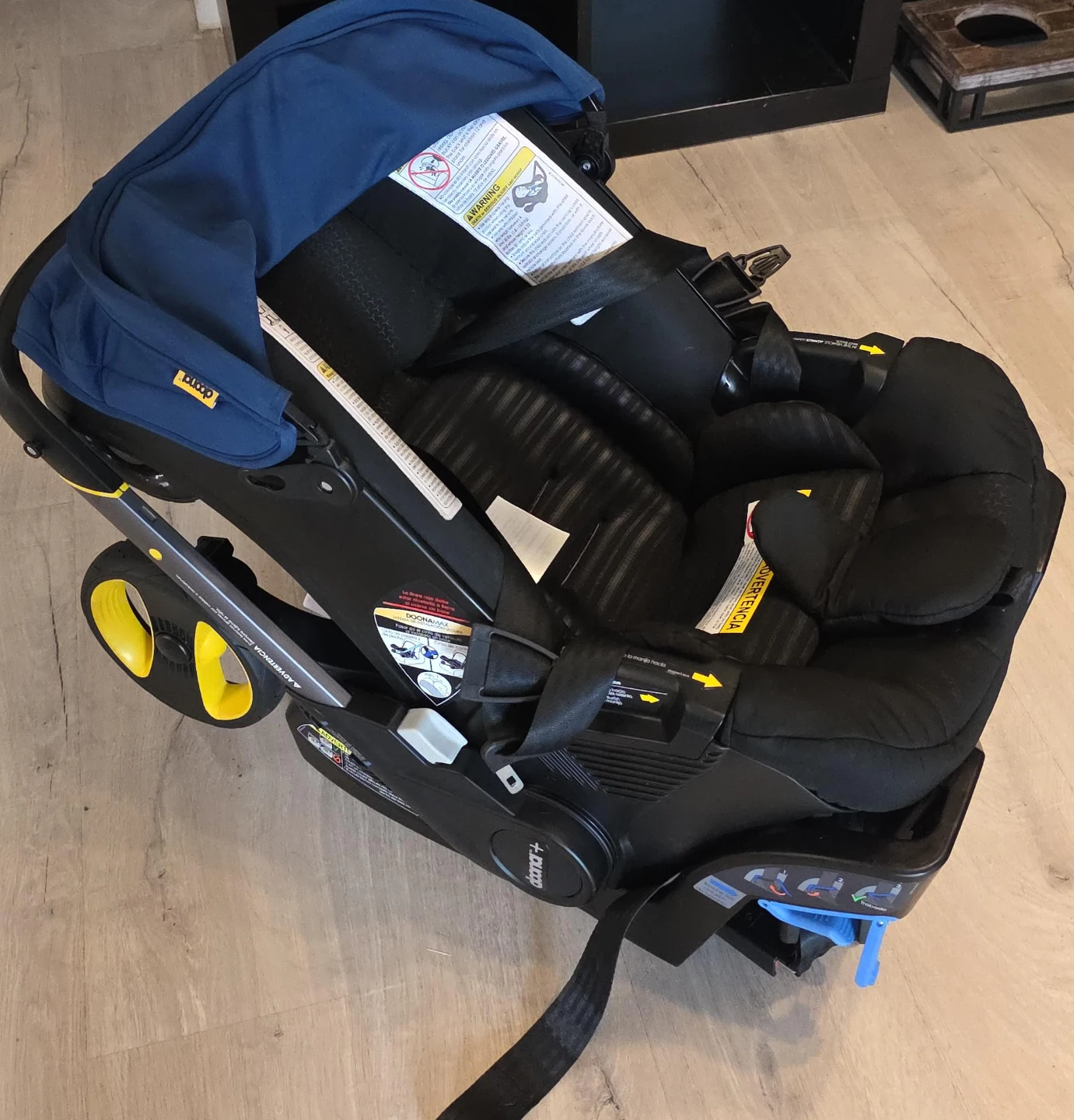Doona Infant Car Seat Stroller - Black - photo 2