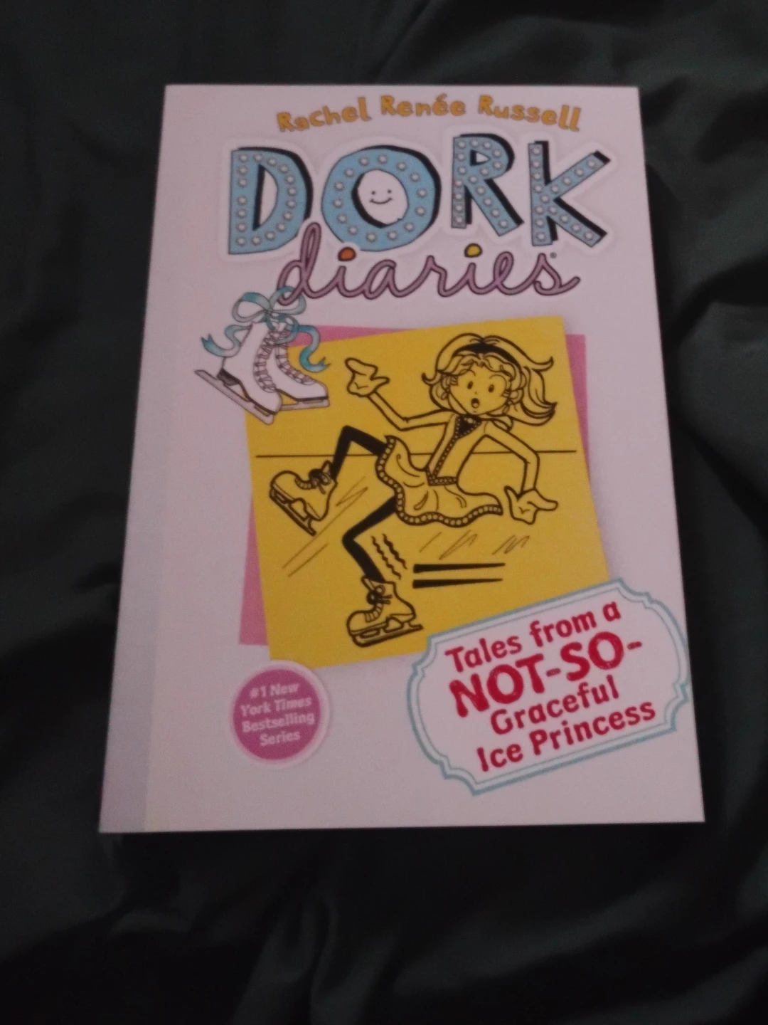 Dork Diaries: Tales from a Not-So-Graceful Ice Princess