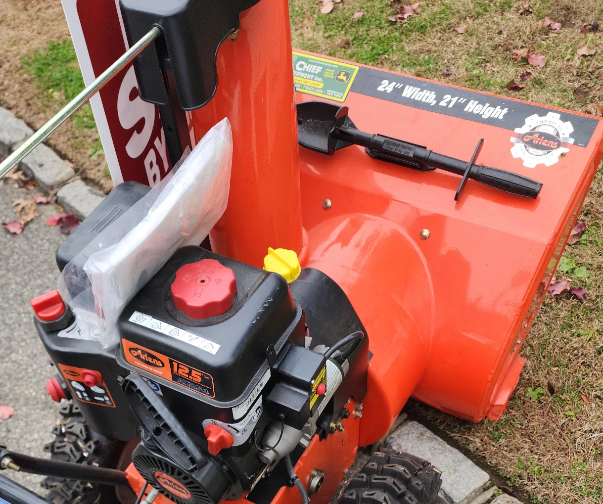 Ariens Deluxe Snow Blower - 24" Width - photo 3