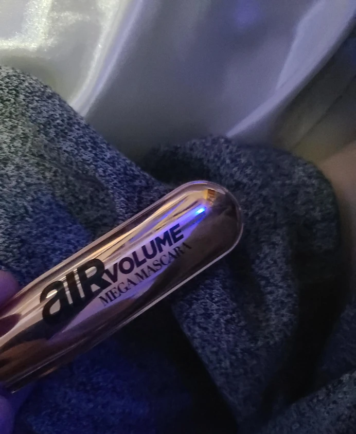 L'Oreal Air Volume Mega Mascara