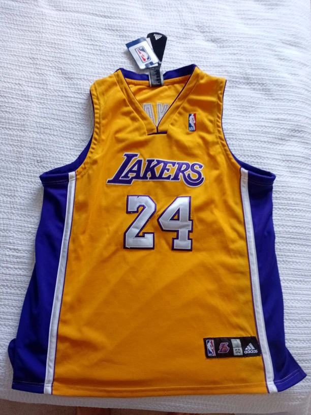 Adidas Lakers Kobe Bryant #24 Jersey - Size 50 thumbnail