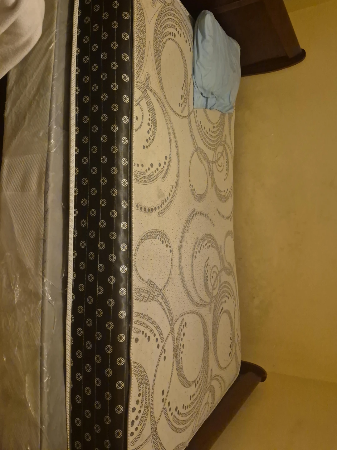 Used Mattress image indicator(1)