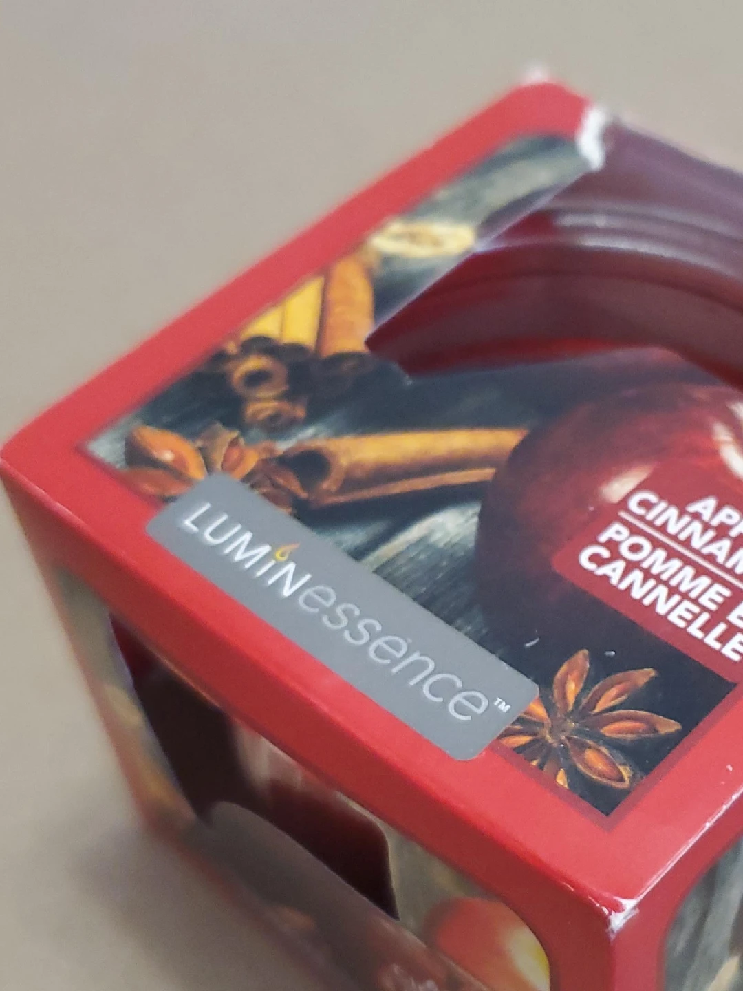 Apple Cinnamon Scented Candle thumbnail