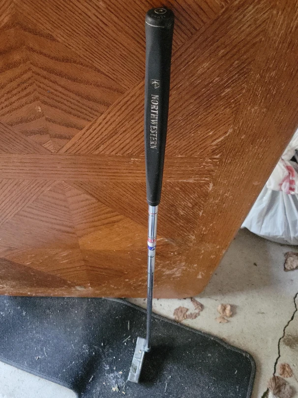 Northwestern Putter Golf Club