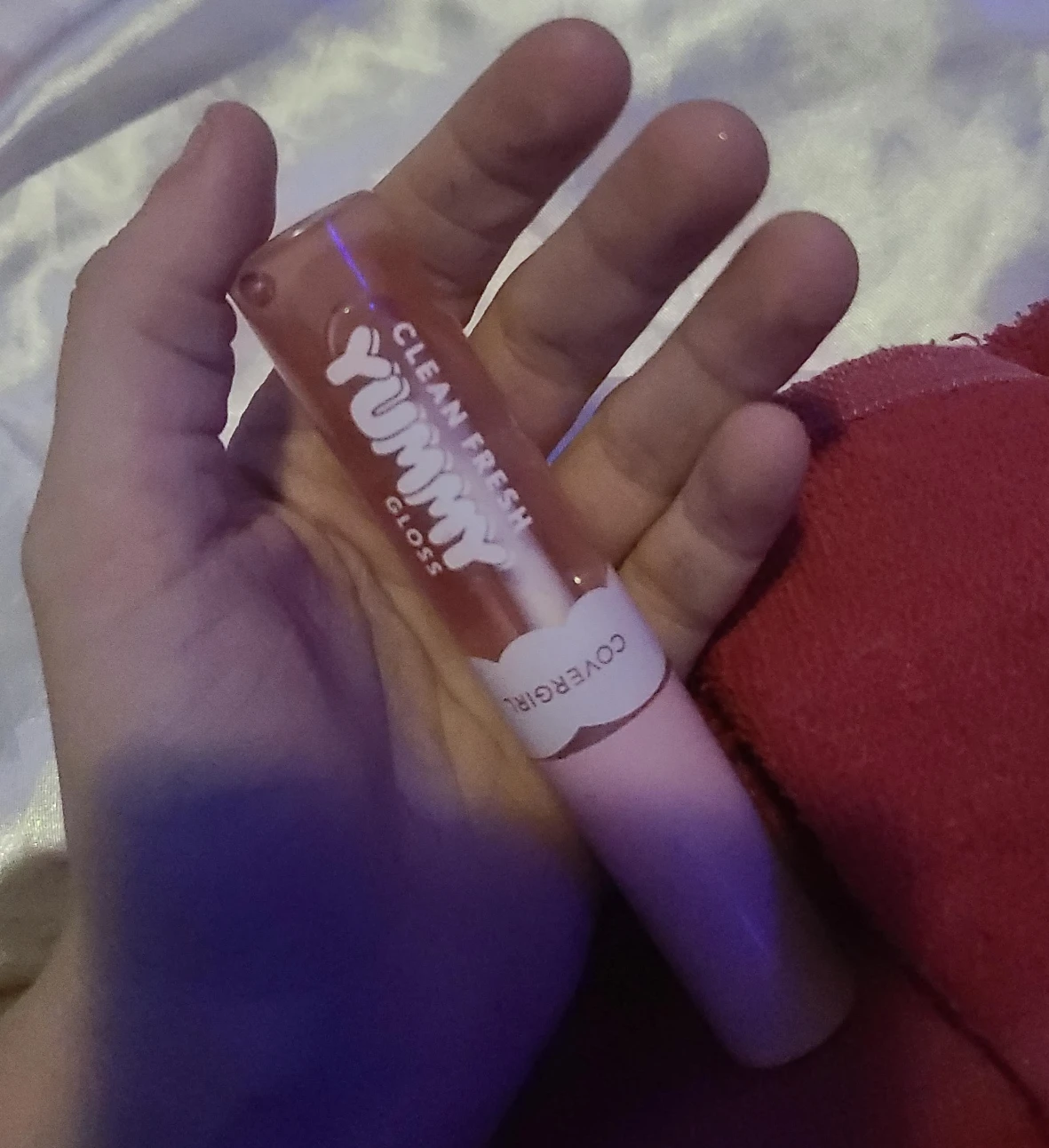 Covergirl Yummy Clean Fresh Lip Gloss