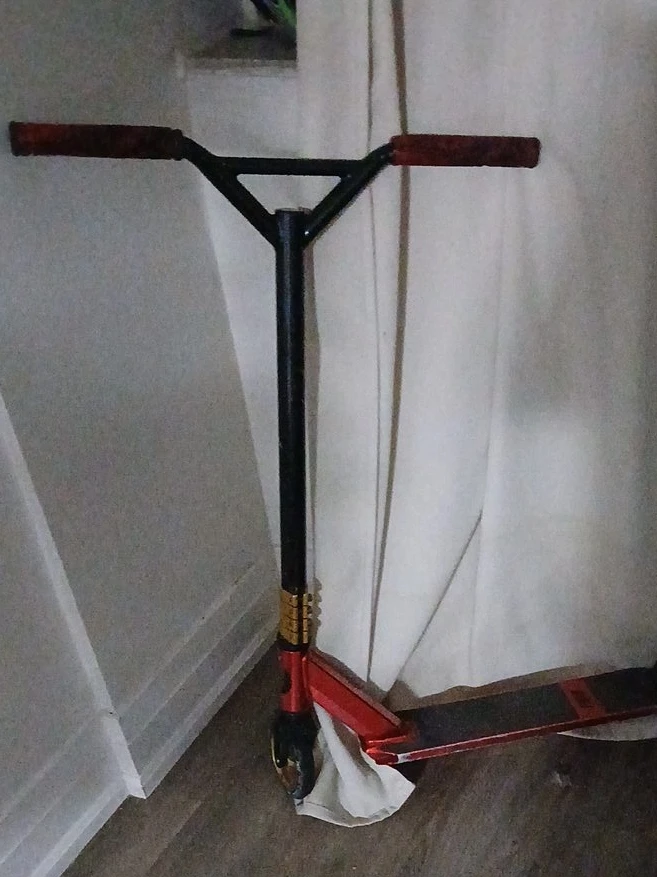 Proto Pro Scooter - Red & Black