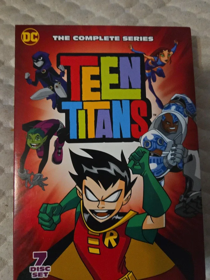 Teen Titans: The Complete Series - 7 Disc Set