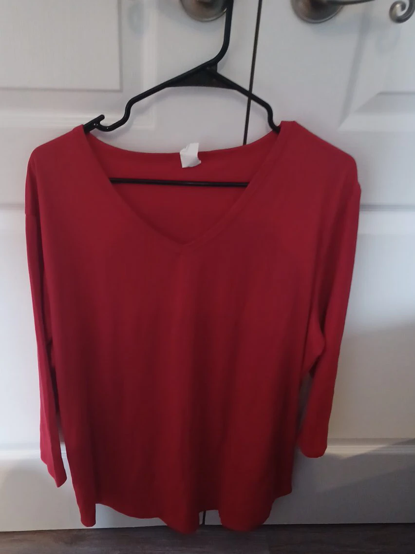Red V-Neck t-shirt Top
