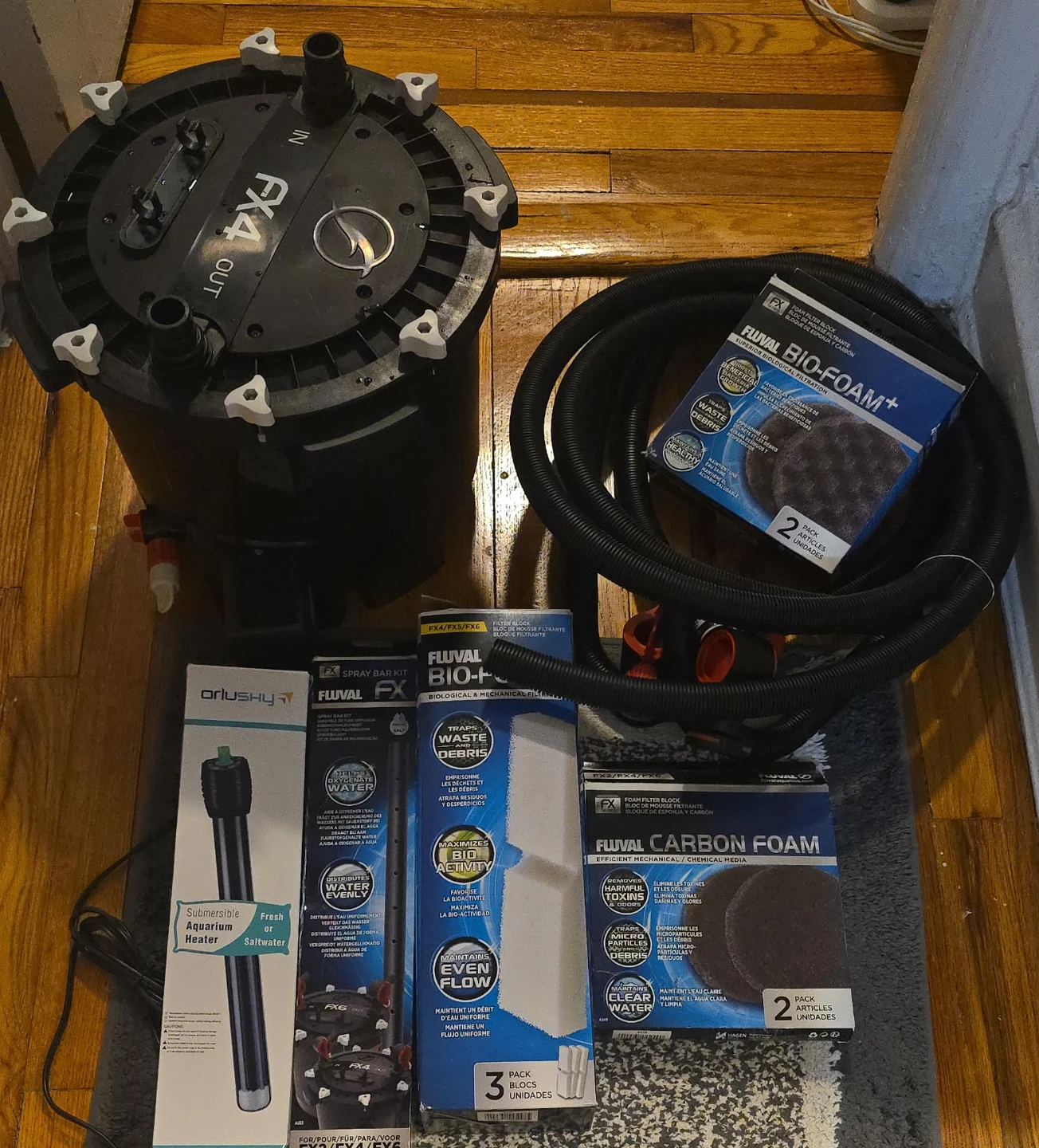 Fluval FX4 Aquarium Filter & Accessories