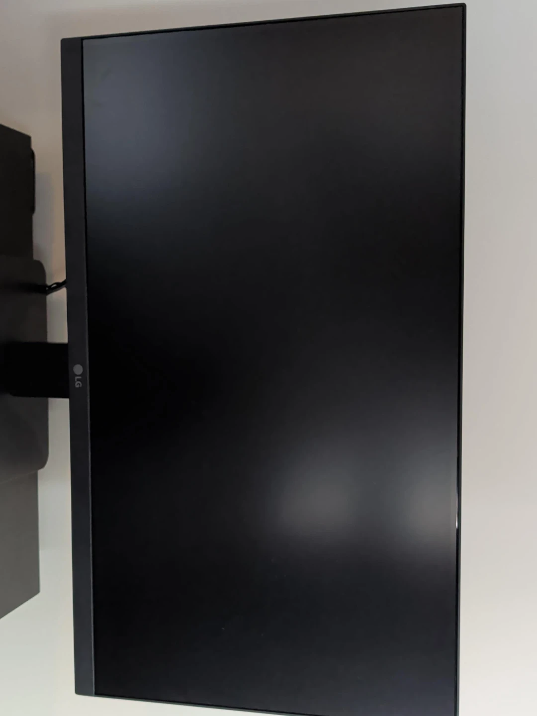 LG Computer Monitor