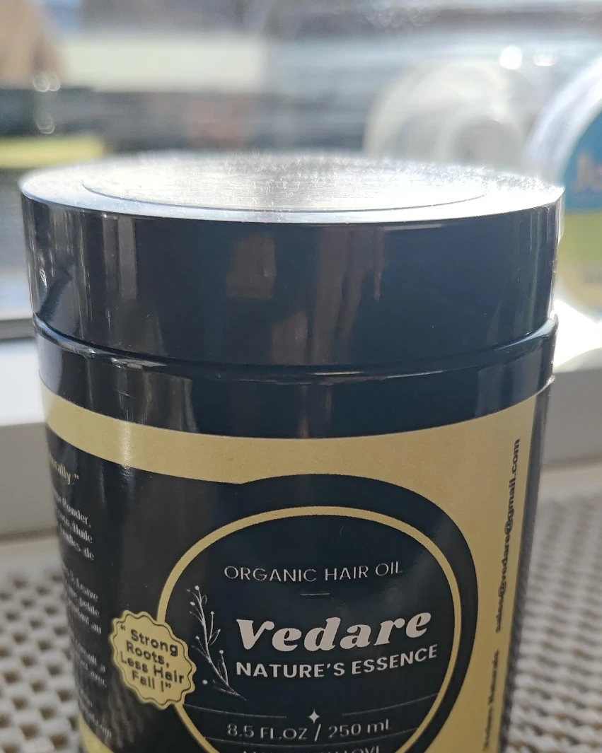 Vedare Nature's Essence Organic Hair Oil