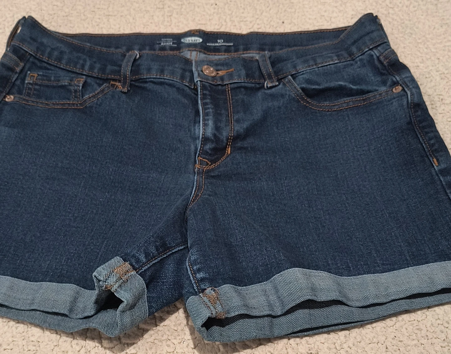 Old Navy Fitted Denim Shorts - Size 10