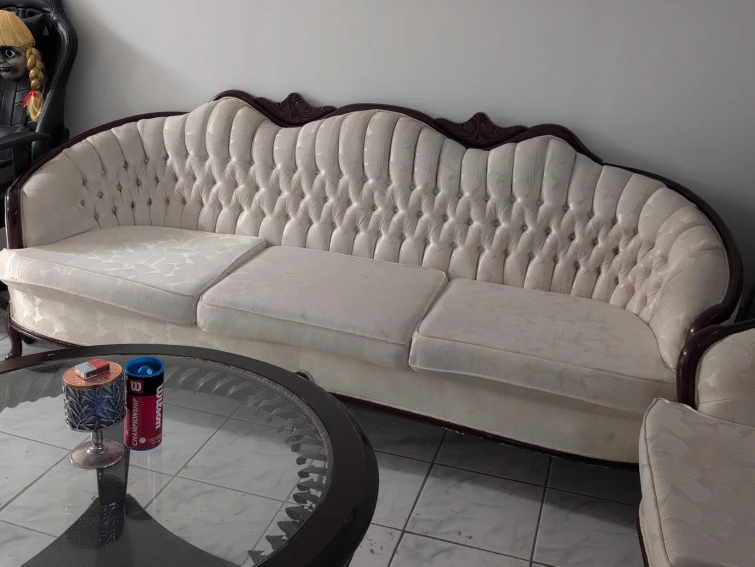 Vintage Style Cream Sofa