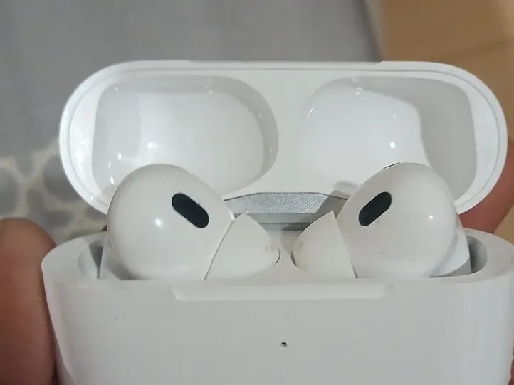 Apple AirPods Pro 2nd Gen