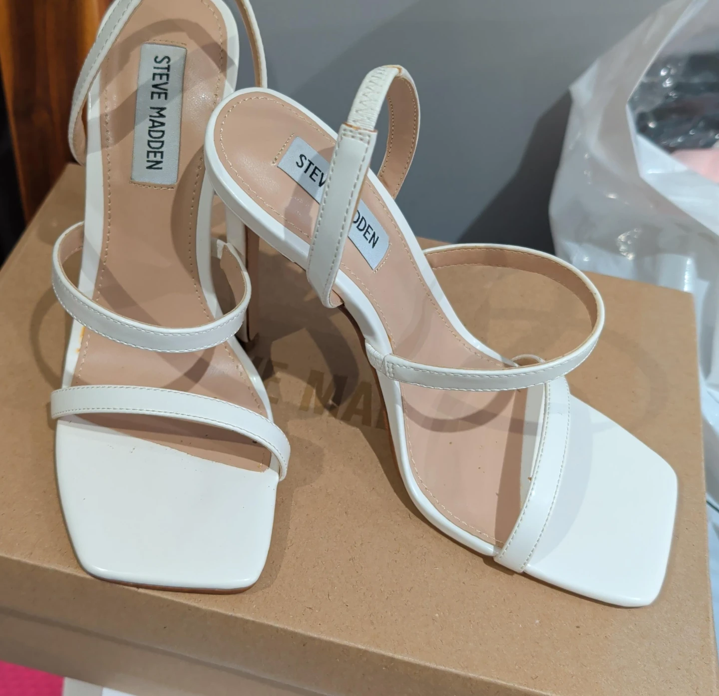 Steve Madden White Heels - Size 7 thumbnail