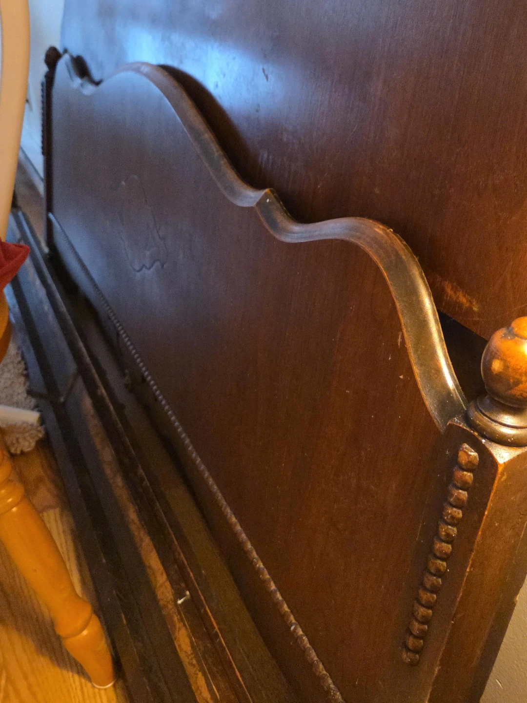 Vintage Ashley Wooden bedframe - double Size - photo 2