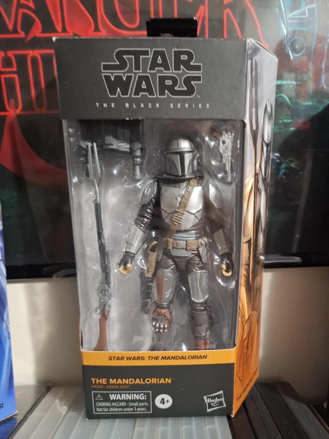Star Wars The Black Series Mandalorian Action Figure