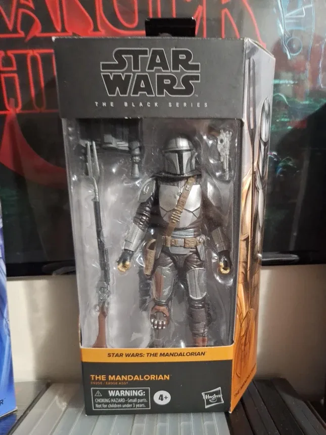 Star Wars The Black Series Mandalorian Action Figure
