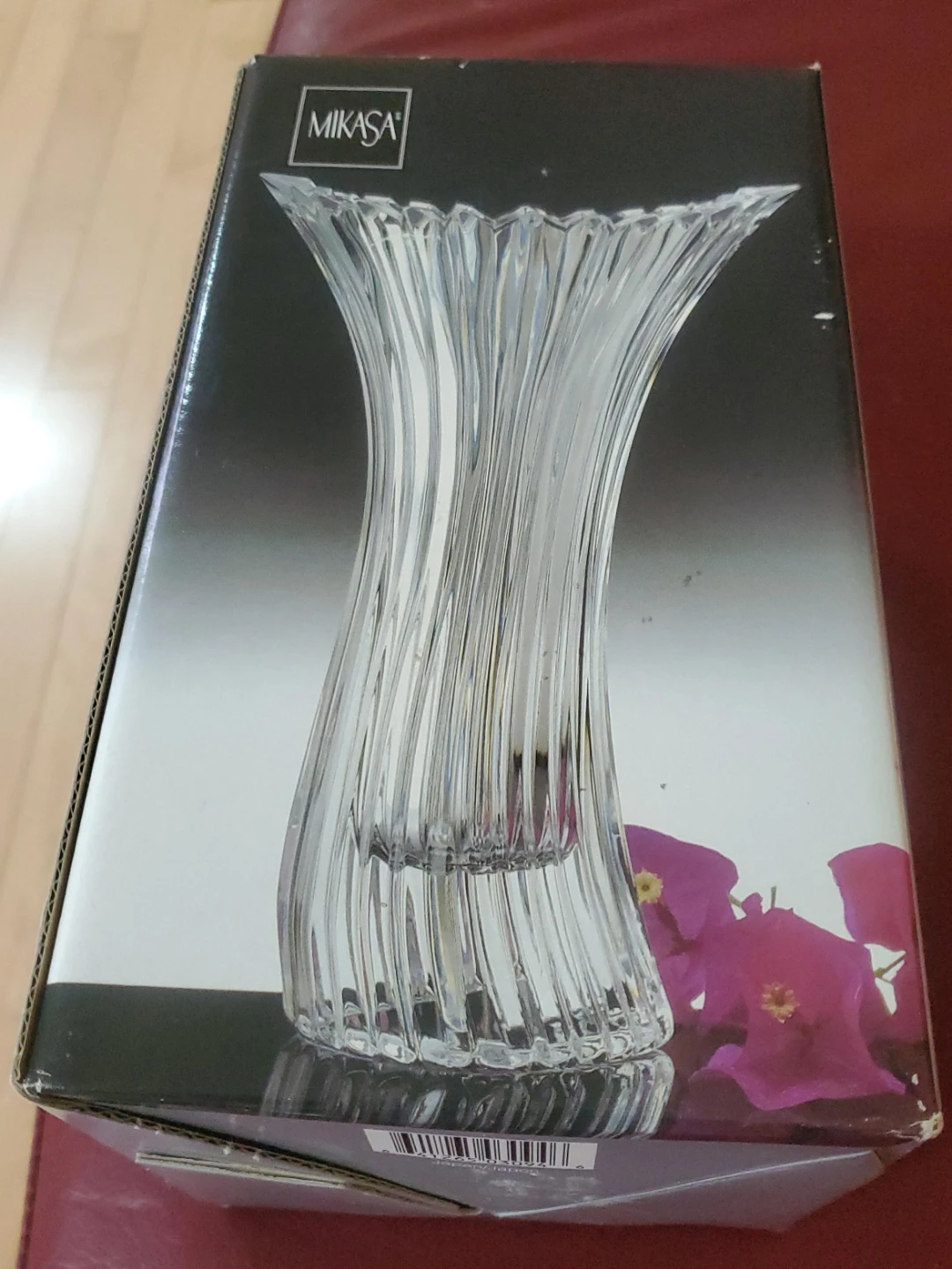 Mikasa Crystal Vase (New in Box) thumbnail