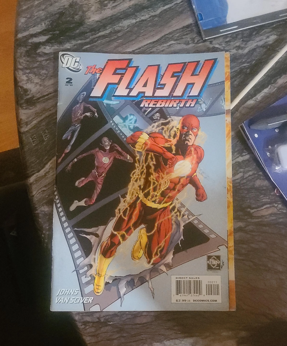 The Flash: Rebirth Comic Book thumbnail