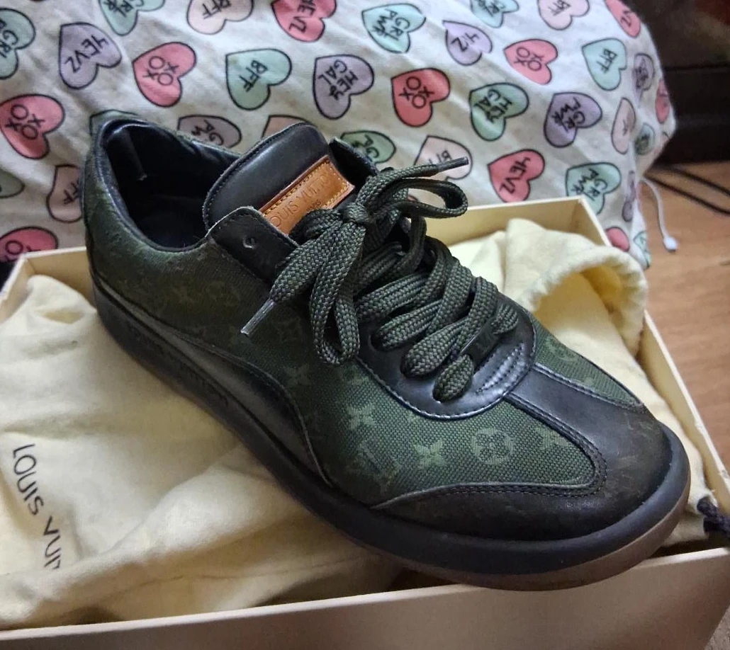 Louis Vuitton Green Monogram Sneakers thumbnail