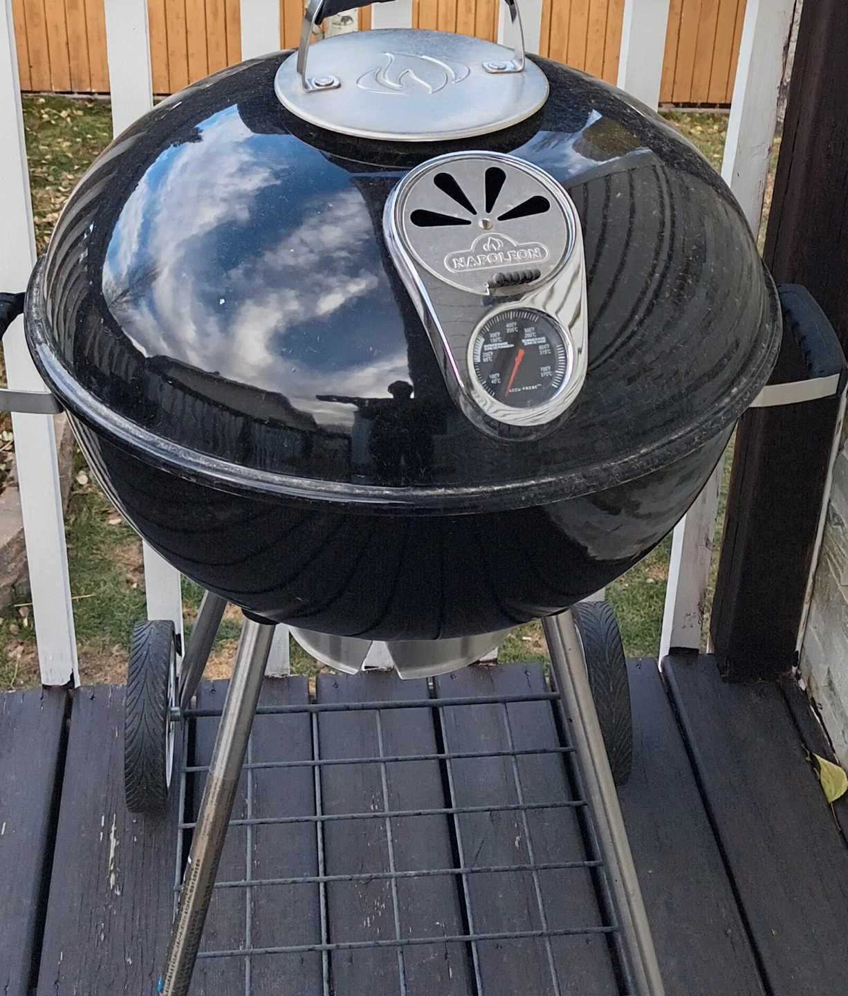 Napoleon Charcoal Kettle Grill🥕