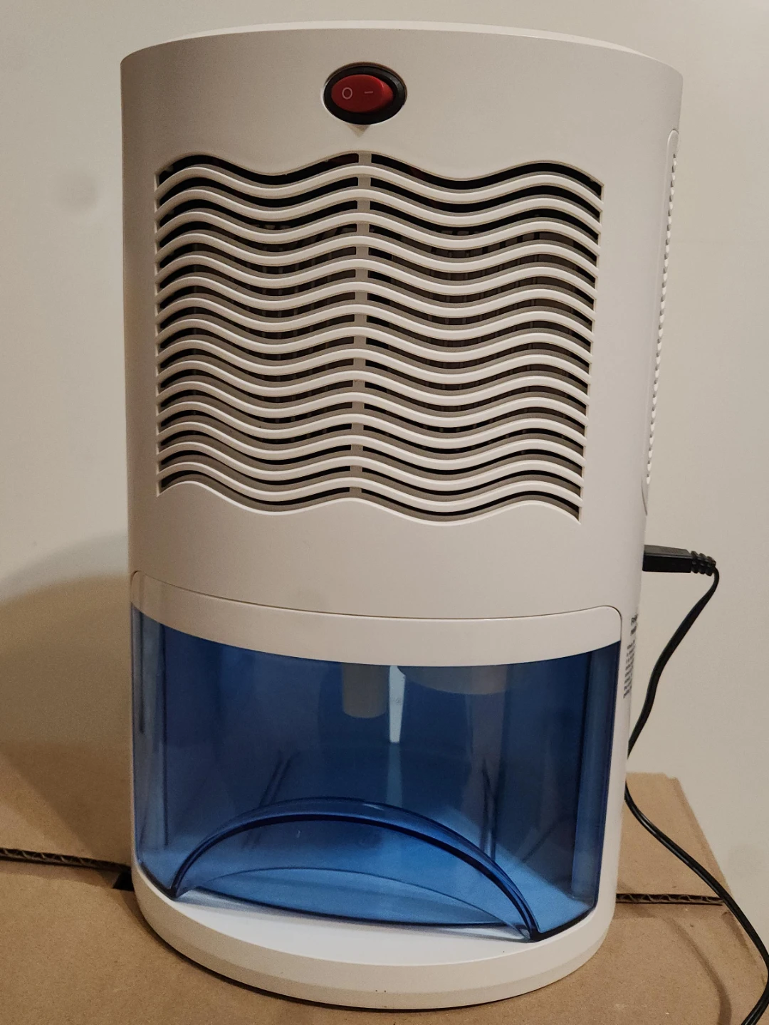 Mini Dehumidifier Model DN-606