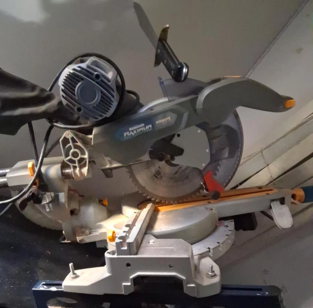 Mastercraft Maximum Hawkeye Mitre Saw